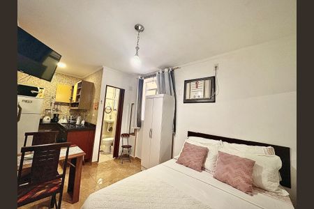 Sala/Quarto de kitnet/studio para alugar com 1 quarto, 18m² em Gonzaguinha, São Vicente