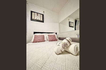 Sala/Quarto de kitnet/studio para alugar com 1 quarto, 18m² em Gonzaguinha, São Vicente