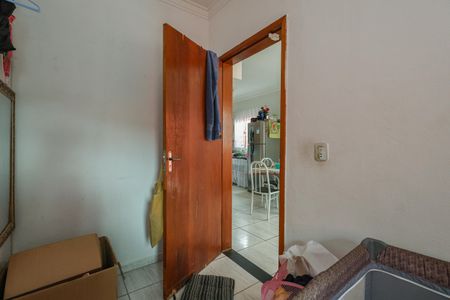 Quarto de casa para alugar com 2 quartos, 100m² em Nucleo Residencial Isabela, Taboão da Serra