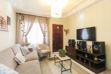 Sala de casa de condomínio à venda com 2 quartos, 125m² em Vila Carmosina, São Paulo