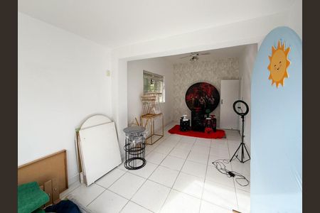 Casa à venda com 3 quartos, 200m² em Santa Helena, Belo Horizonte