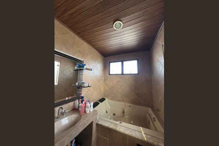 Casa à venda com 3 quartos, 175m² em Jardim Maristela, São Paulo