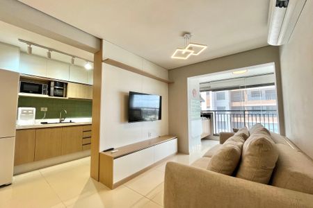 Sala de apartamento para alugar com 2 quartos, 75m² em Jardim Prudência, São Paulo