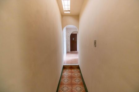 Corredor de casa para alugar com 2 quartos, 50m² em Fonseca, Niterói