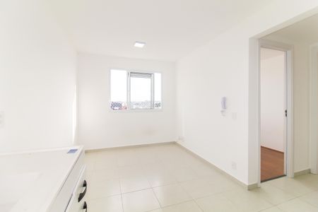 Sala/Cozinha de apartamento para alugar com 2 quartos, 33m² em Guaianases, São Paulo