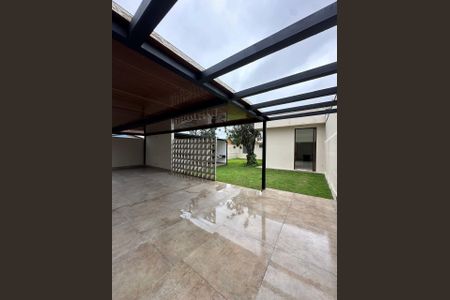 Casa à venda com 4 quartos, 440m² em Jaraguá, Belo Horizonte