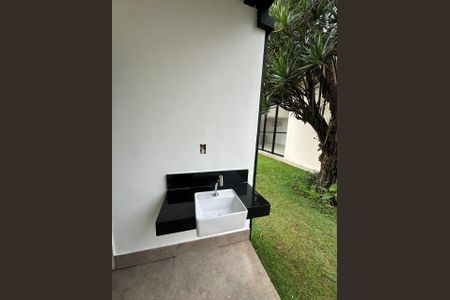 Casa à venda com 4 quartos, 440m² em Jaraguá, Belo Horizonte