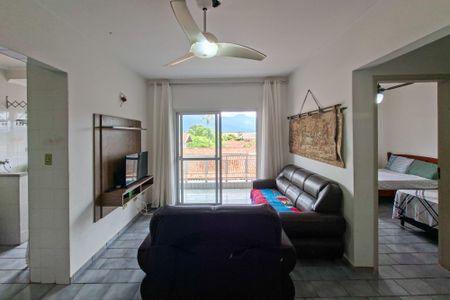 Sala de apartamento para alugar com 2 quartos, 70m² em Jardim Imperador, Praia Grande