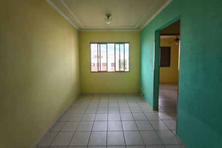 Sala de apartamento para alugar com 2 quartos, 52m² em Jardim Itatiaia, Campinas