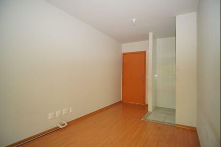 Sala de apartamento à venda com 2 quartos, 47m² em Parque Santa Fé, Porto Alegre