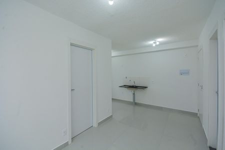 Sala de apartamento para alugar com 2 quartos, 34m² em Usina Piratininga, São Paulo