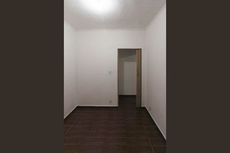Quarto de casa para alugar com 2 quartos, 70m² em Vila Elze, São Paulo