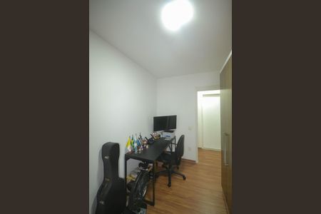 Quarto 1 de apartamento para alugar com 2 quartos, 49m² em Moquetá, Nova Iguaçu