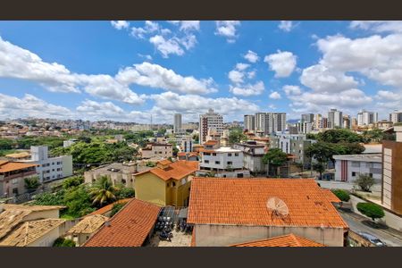 Apartamento para alugar com 4 quartos, 230m² em Palmares, Belo Horizonte