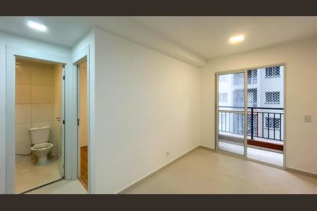 Sala de apartamento para alugar com 2 quartos, 37m² em Vila Isa, São Paulo