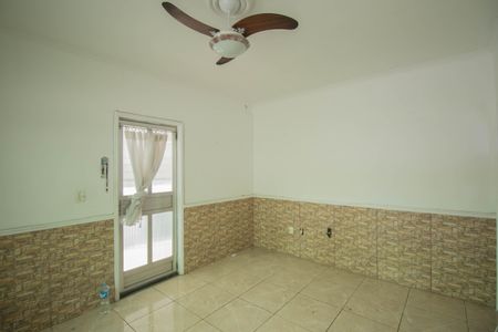 Sala de casa para alugar com 2 quartos, 200m² em Centro, São Gonçalo