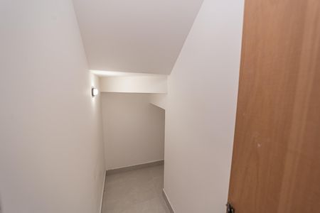 Despensa de casa à venda com 3 quartos, 100m² em Parque Paineiras, São Paulo
