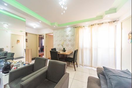 Sala de apartamento à venda com 2 quartos, 50m² em Jardim Alzira Franco, Santo André