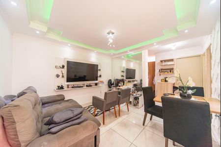 Sala de apartamento à venda com 2 quartos, 50m² em Jardim Alzira Franco, Santo André