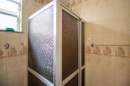 Banheiro de casa para alugar com 1 quarto, 50m² em Irajá, Rio de Janeiro