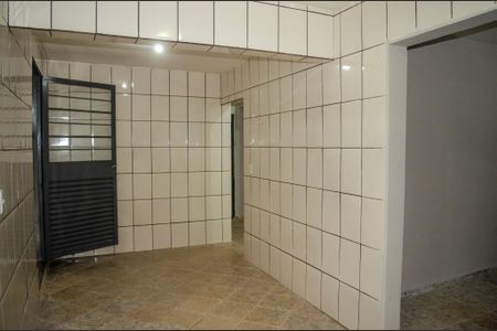 Casa para alugar com 3 quartos, 340m² em Vila Jardim Pompéia, Goiânia