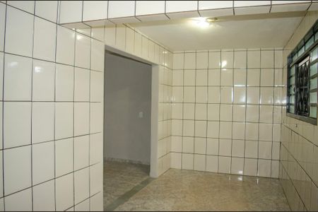 Casa para alugar com 3 quartos, 340m² em Vila Jardim Pompéia, Goiânia