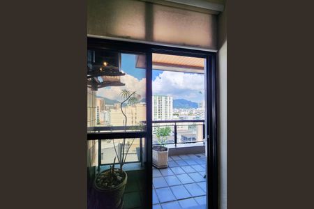 Varanda de apartamento para alugar com 2 quartos, 79m² em Maracanã, Rio de Janeiro