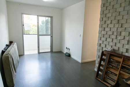 Sala de apartamento à venda com 2 quartos, 57m² em Parque das Camelias, Campinas