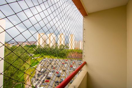 Varanda da sala de apartamento para alugar com 2 quartos, 49m² em Jardim do Estádio, Santo André