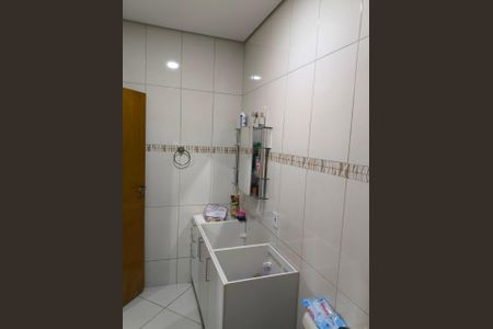 Banheiro de casa para alugar com 2 quartos, 70m² em Chácaras Rio-Petrópolis, Duque de Caxias