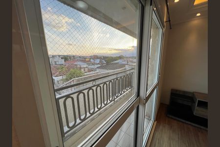 Sala de apartamento para alugar com 3 quartos, 86m² em Jardim Marister, Jacareí