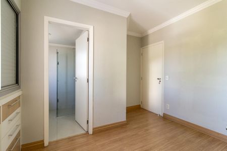 Suite de apartamento para alugar com 3 quartos, 90m² em Jardim das Paineiras, Campinas