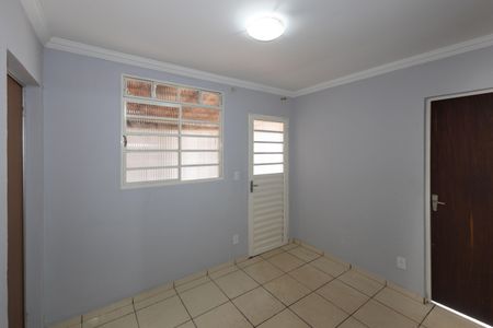 Sala 1 de casa para alugar com 3 quartos, 202m² em Vila do Ouro, Nova Lima