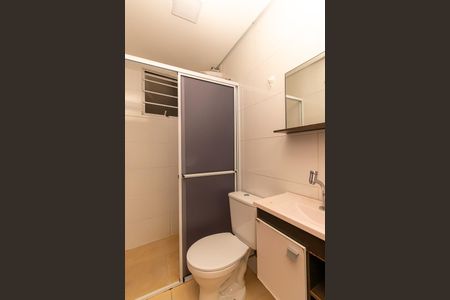 Banheiro de casa para alugar com 1 quarto, 39m² em Chácara Mafalda, São Paulo