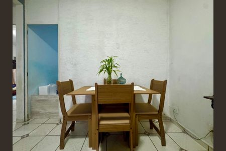 Sala de apartamento à venda com 2 quartos, 58m² em Jardim Vila Galvao, Guarulhos