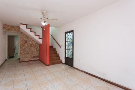 Sala de casa para alugar com 3 quartos, 200m² em Vila Monte Santo, São Paulo