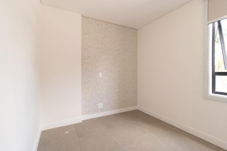 Quarto 1 de apartamento para alugar com 2 quartos, 56m² em Bacacheri, Curitiba