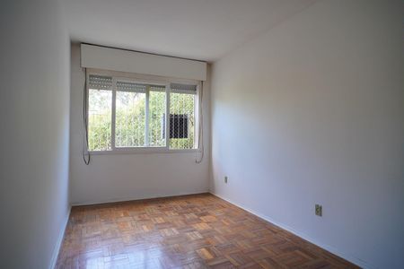 Quarto 1 de apartamento para alugar com 2 quartos, 56m² em Vila Ipiranga, Porto Alegre