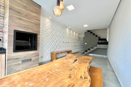 Sala de casa para alugar com 2 quartos, 94m² em Jardim Oriental, São Paulo