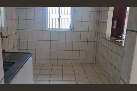 Cozinha de apartamento para alugar com 2 quartos, 56m² em Fazenda da Juta, São Paulo