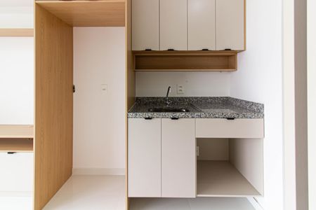 Cozinha / Área de Serviço de kitnet/studio para alugar com 1 quarto, 33m² em Pompeia, São Paulo