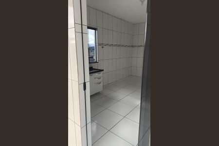 Cozinha de casa para alugar com 2 quartos, 70m² em Parque Santa Lucia, Duque de Caxias