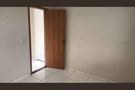Sala de casa para alugar com 2 quartos, 70m² em Parque Santa Lucia, Duque de Caxias
