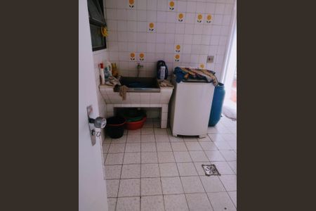 Casa à venda com 6 quartos, 240m² em São Pedro, Belo Horizonte