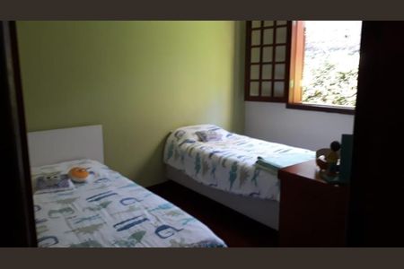 Casa à venda com 3 quartos, 400m² em Arvoredo, Nova Lima