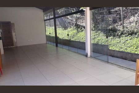 Casa à venda com 3 quartos, 400m² em Arvoredo, Nova Lima