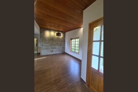 Casa de Condomínio à venda com 2 quartos, 126m² em Arvoredo, Nova Lima