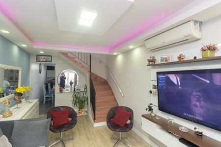 Sala de casa à venda com 3 quartos, 100m² em Jardim Brasil, São Paulo