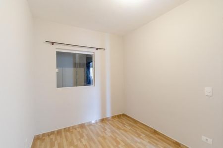 Quarto 2 de casa para alugar com 2 quartos, 42m² em Uberaba, Curitiba