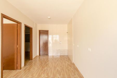 Sala/Cozinha de casa para alugar com 2 quartos, 42m² em Uberaba, Curitiba